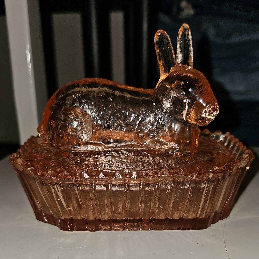 Jeannette Glass Pink Bunny On A Nest